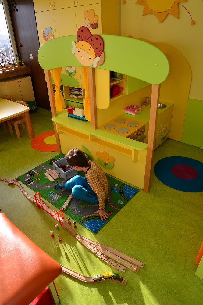 Pól růstu - vybavení dětských oddělení nábytkem