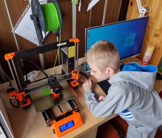 3D tiskárna - téma hmyz (2021, květen)